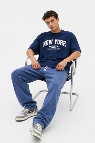 Urban New York Oversized Graphic T-Shirt – Black