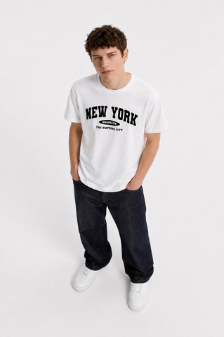 Urban New York Oversized Graphic T-Shirt – Black