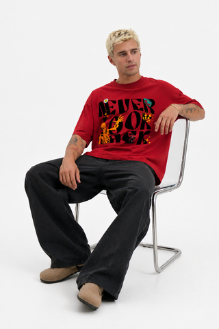 Never Look Back – Graphic Statement Tee