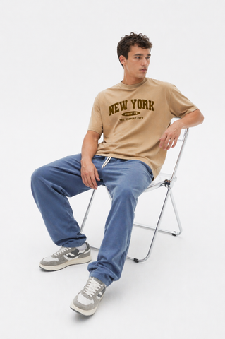 Urban New York Oversized Graphic T-Shirt – Black