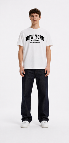 Urban New York Oversized Graphic T-Shirt – Black